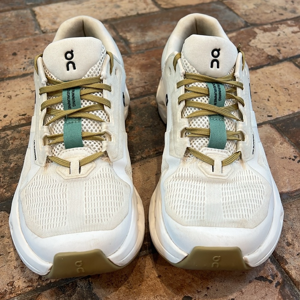 Women’s On Running Cloudrunner 2 running shoe. Size 8.5, bought June 9th, 2024